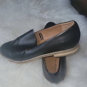 Dress shoes for women, size 7.5 black indigo rd